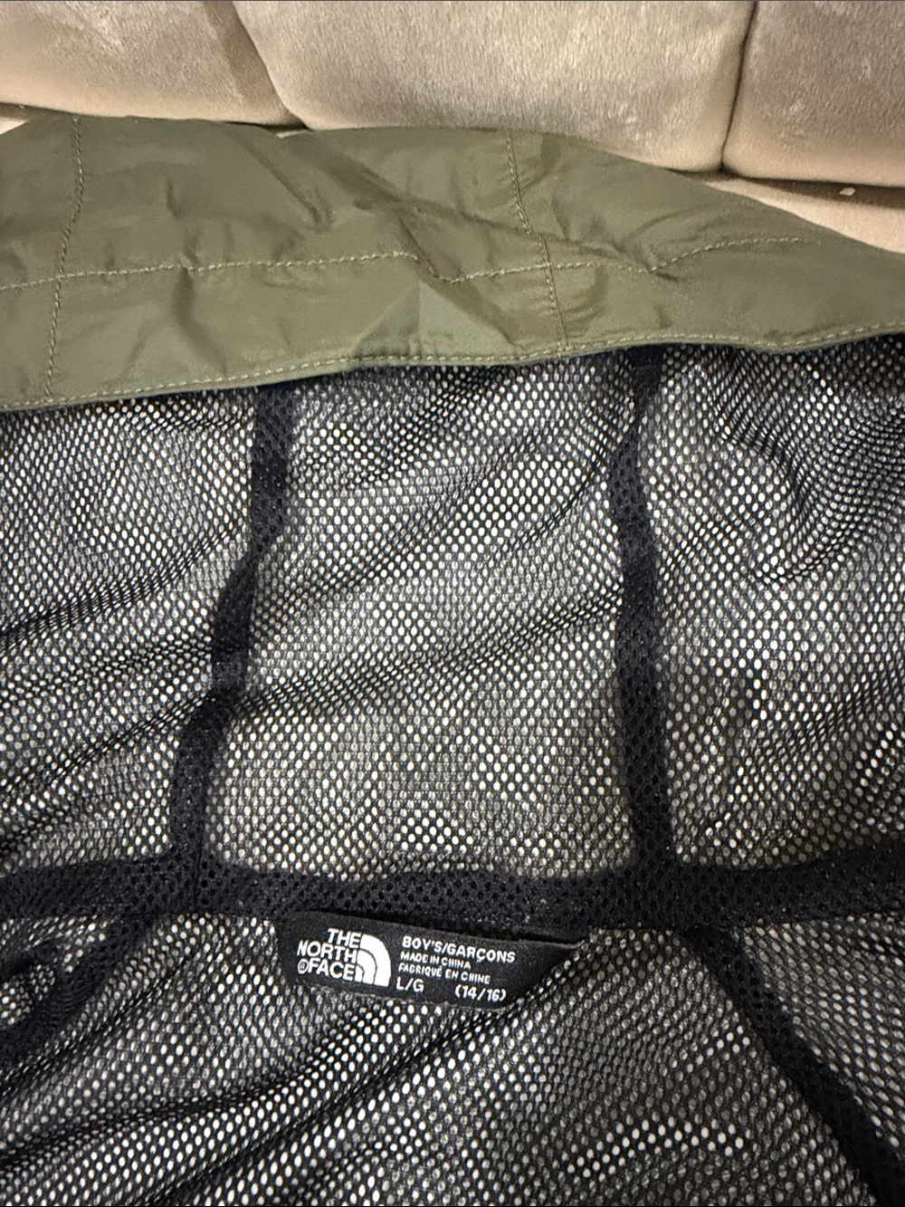 The North Face Kids green Hooded Rain Jacket - Picture 5 of 7